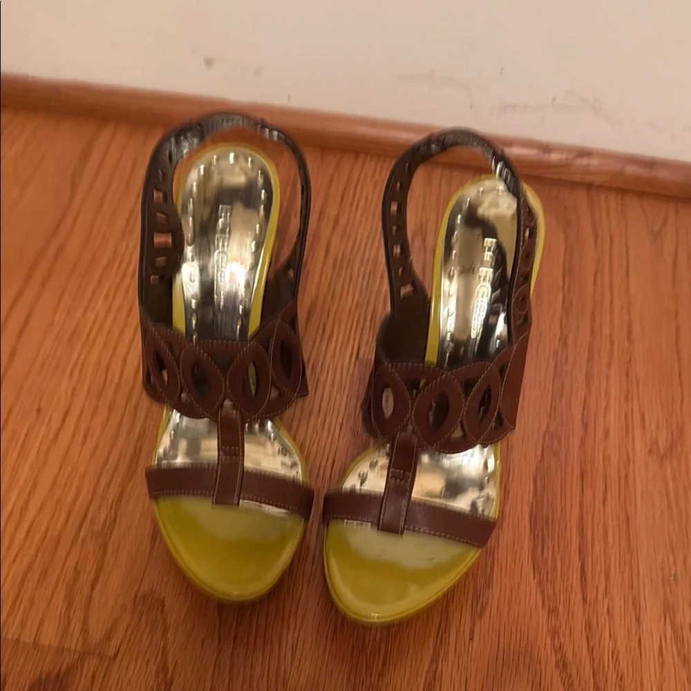 BCBGirls Brown and Yellow High Heels with Stiletto Sz 6.5‎